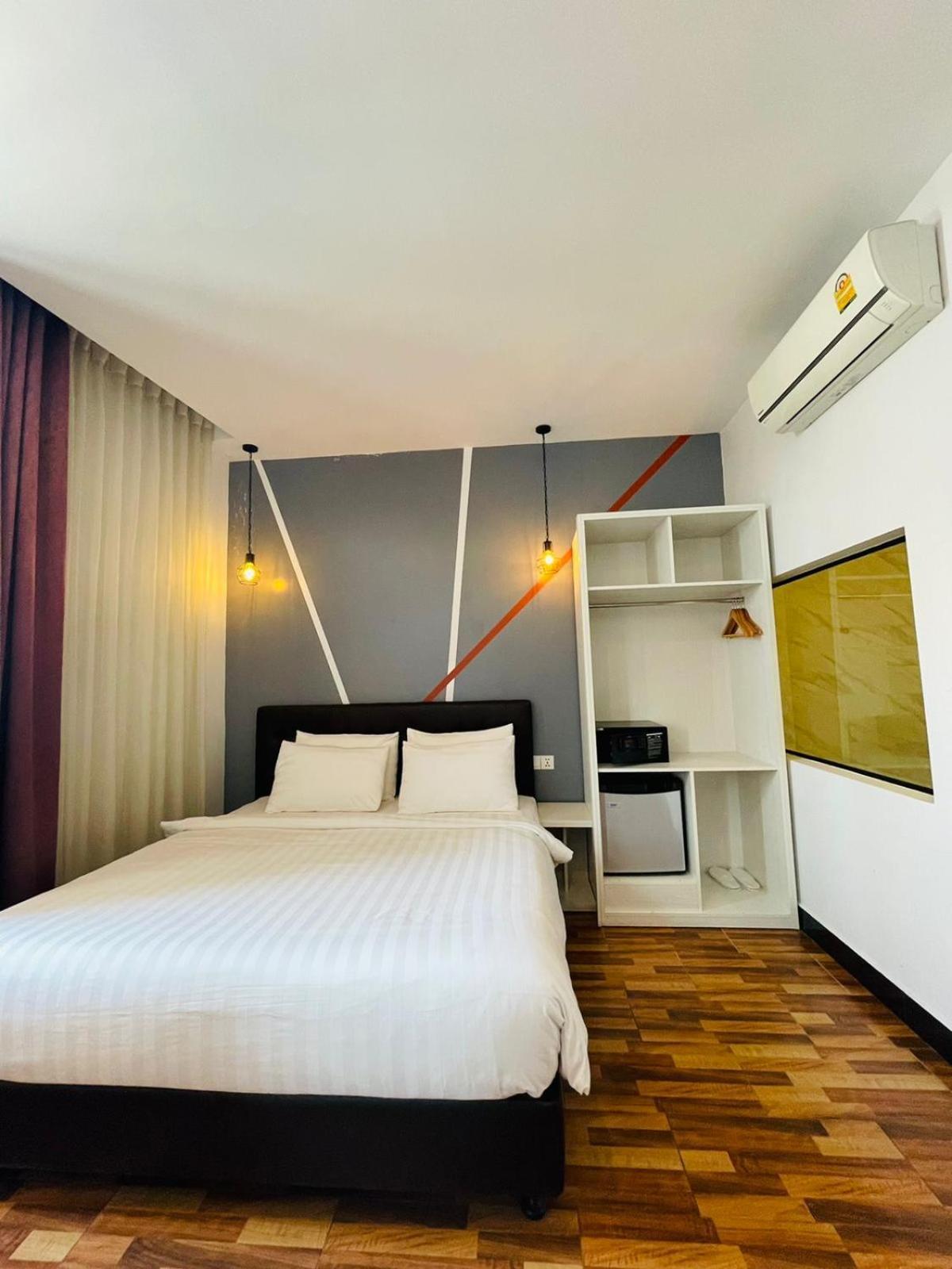 De Hotel Phnom Penh Zewnętrze zdjęcie